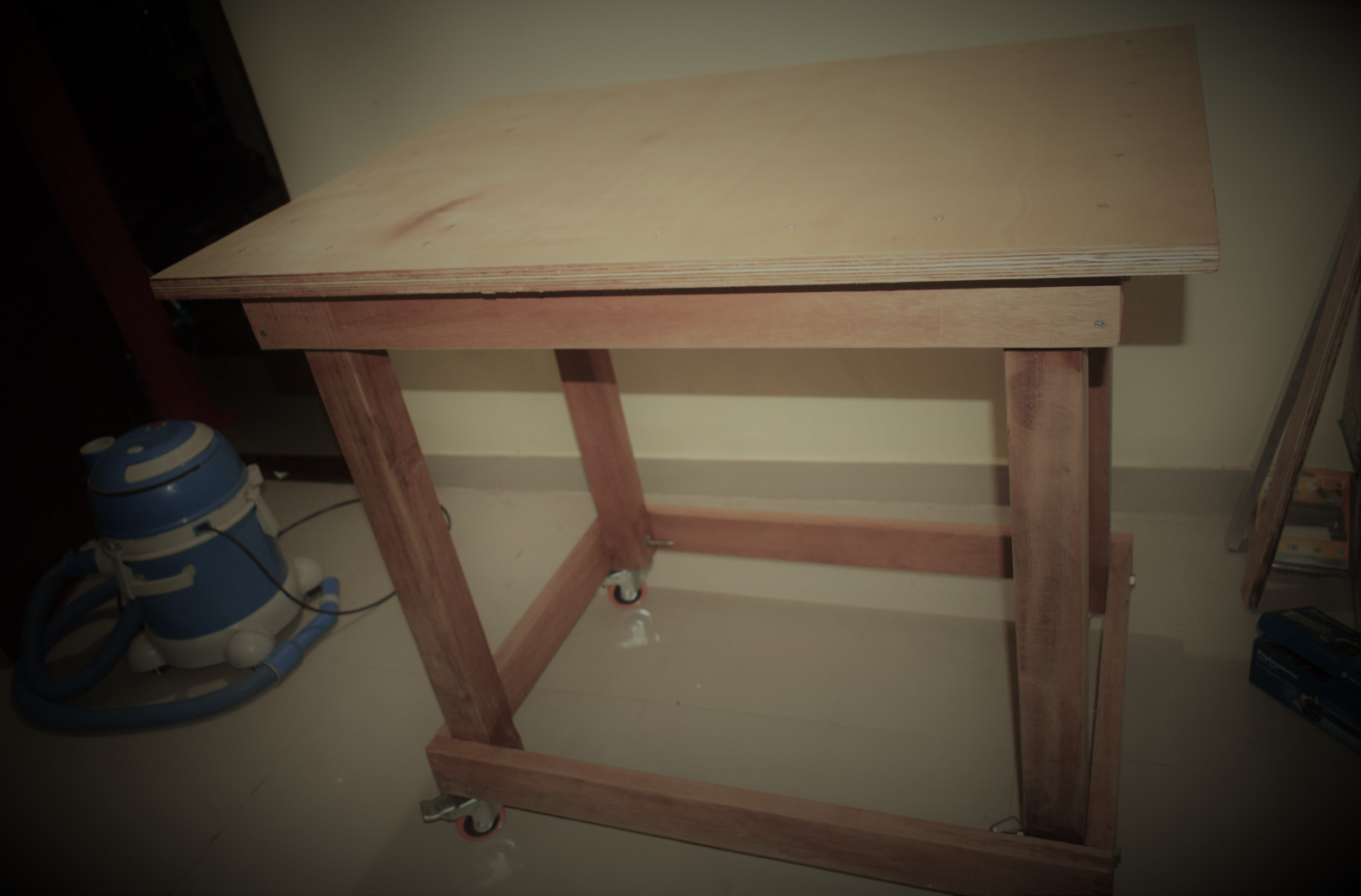Movable Wooden Workbench